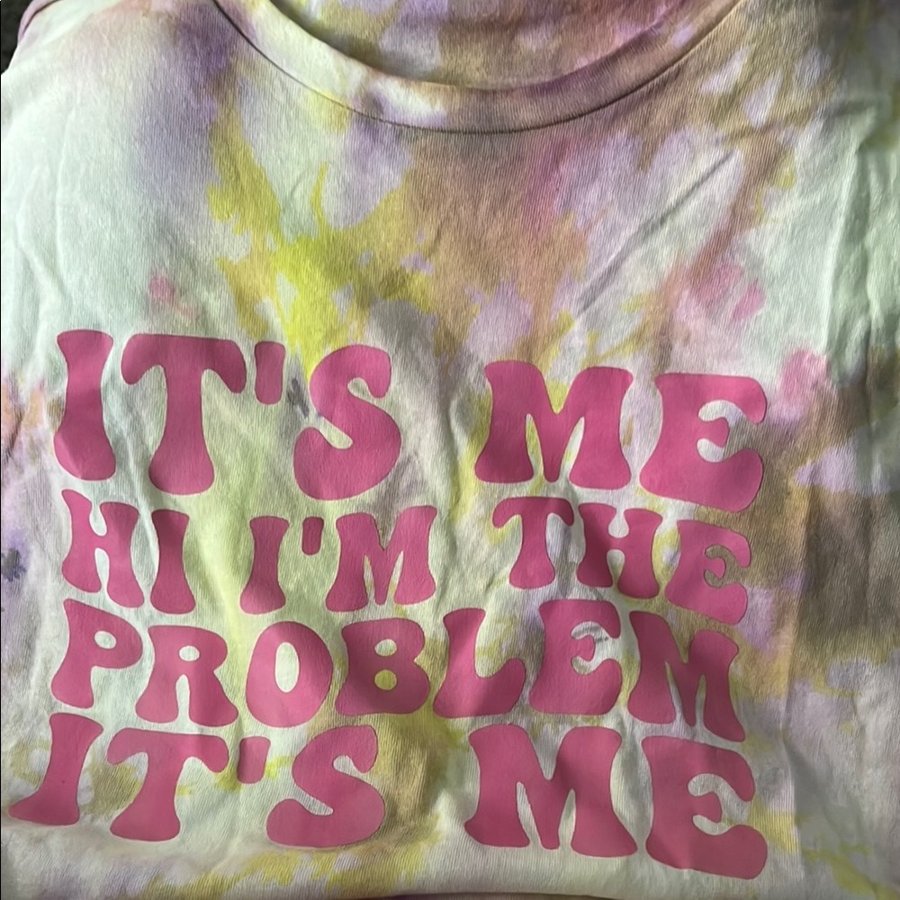 🌹Tie-Dye Graphic Tee with Pink Text. NWOT